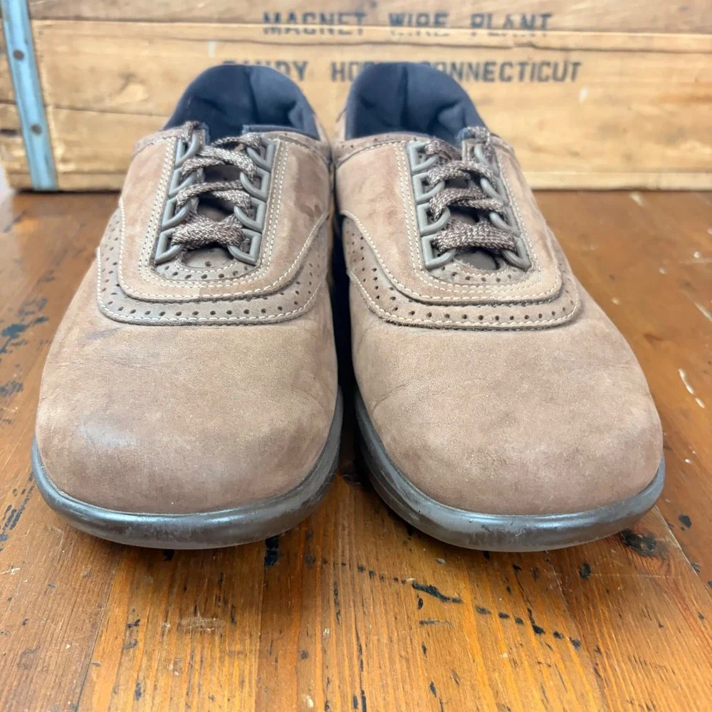 SAS Walk Easy Brown Nubuck‎ Leather Walking Shoes Womens 7W Made in USA Comfort